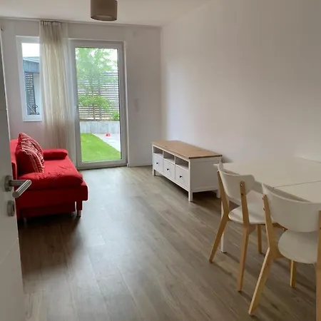 Lägenhet Comfortable Home In Nuremberg: Vacation Or Work!
